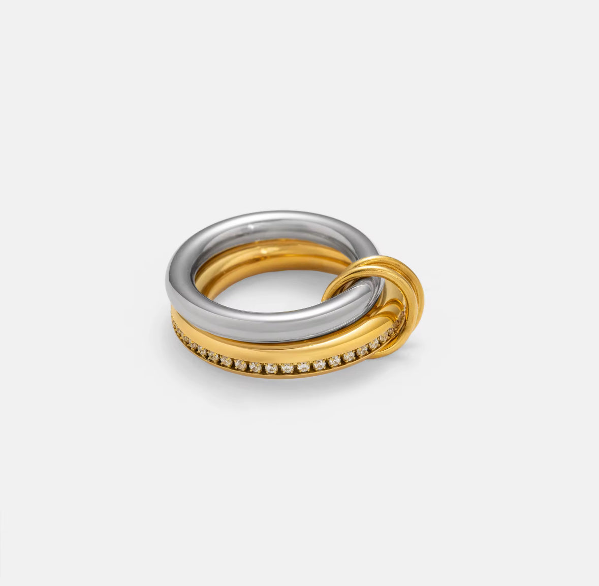 Circle Zircon Ring